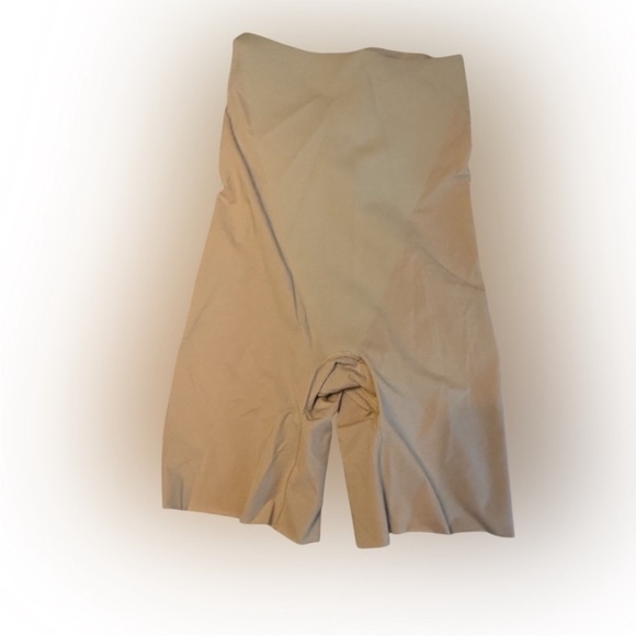 Spanx Shapewear Shorts | High Waist Thinstincts | Size L - Picture 3 of 8